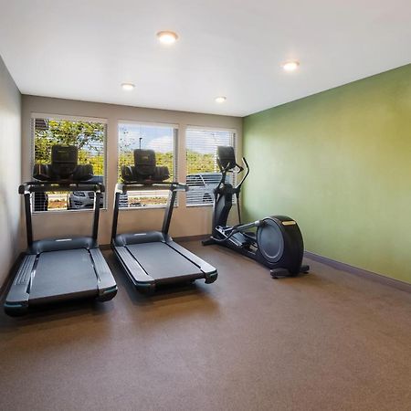Woodspring Suites East Lansing - University Area מראה חיצוני תמונה