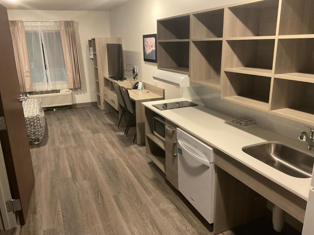 Woodspring Suites East Lansing - University Area מראה חיצוני תמונה